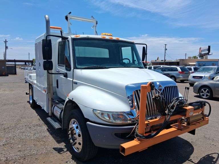 2013  International   4300M7  Utility Truck