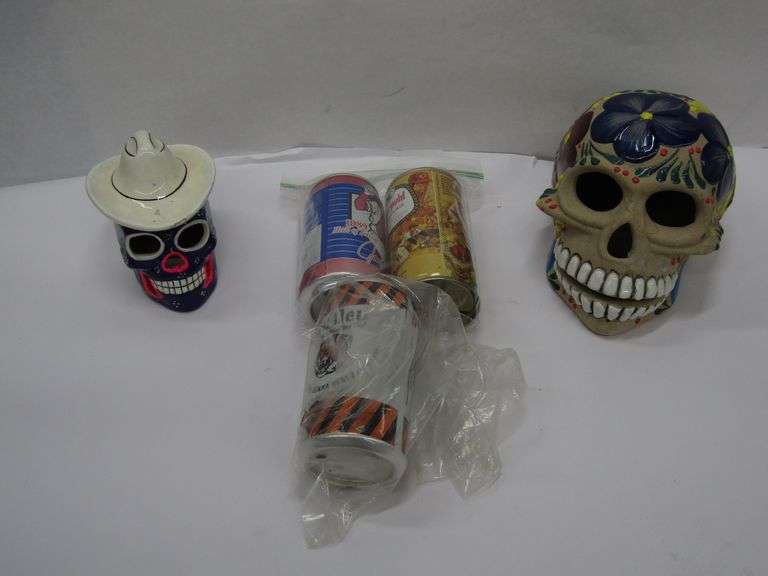 Assorted collectibles
