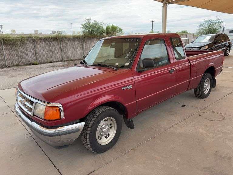 1996  Ford  Ranger XLT