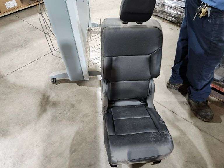Pallet Of Ford Seats (Unknown Model) And Ammco Brake Lathe (Consignor Reports Working Condition)