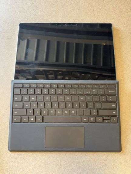 (1 Qty) Microsoft Windows Table Model:1724