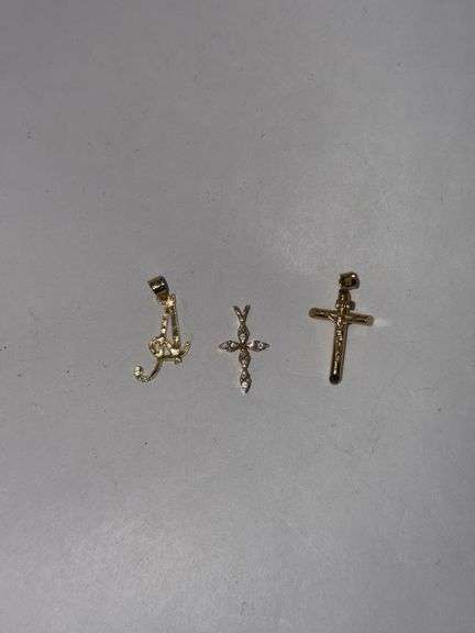 (3pc) 14k Pendants 2 Crosses and “A” 3.43gtw