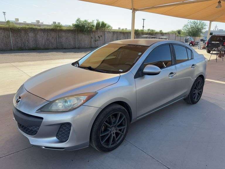 2012  Mazda  3 i Touring
