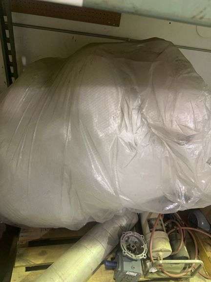 (P) Contents of Pallet Plastic Bubble Wrap, Hyco-Hyflow Oil Filter, Electric Motor & more