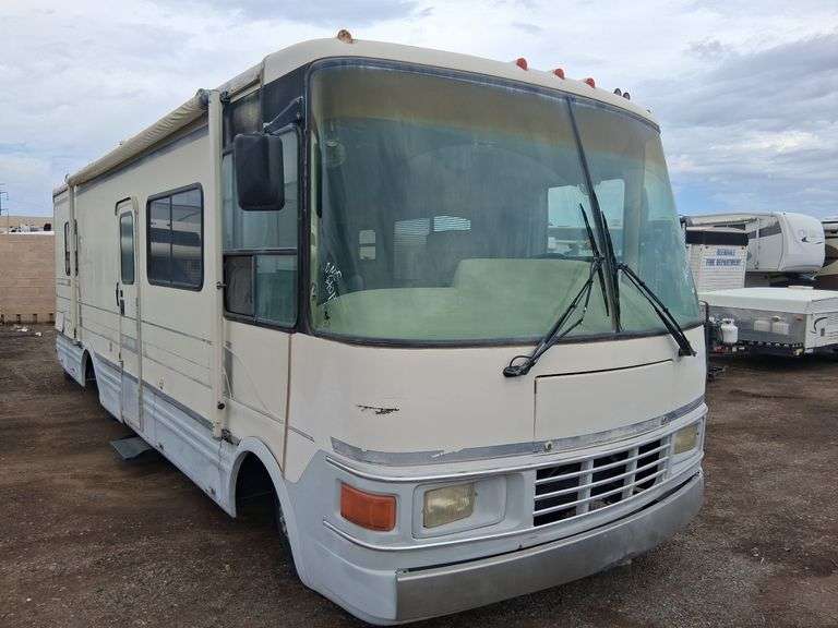 1993  Chevrolet  P30   Recreational Vehicle