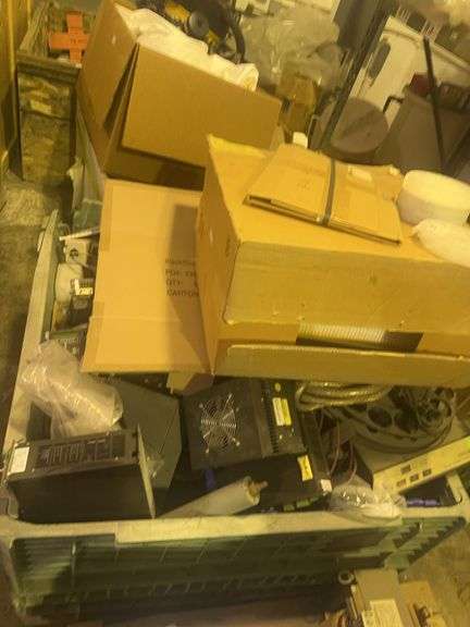(P) Pallet Lot With Radiometer Copenhagen SAC 80 Sample Changer, Electrical Components, Cords & More