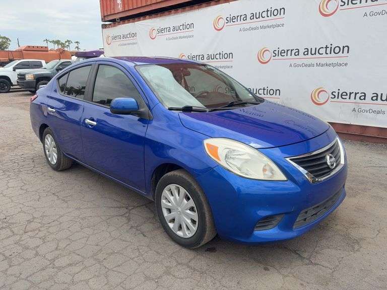 2014  Nissan  Versa