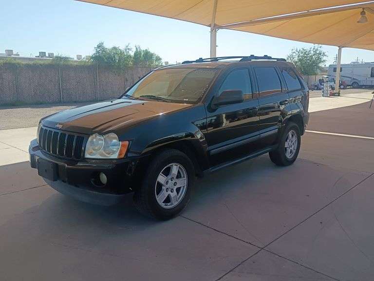 2007  Jeep  Grand Cherokee Laredo
