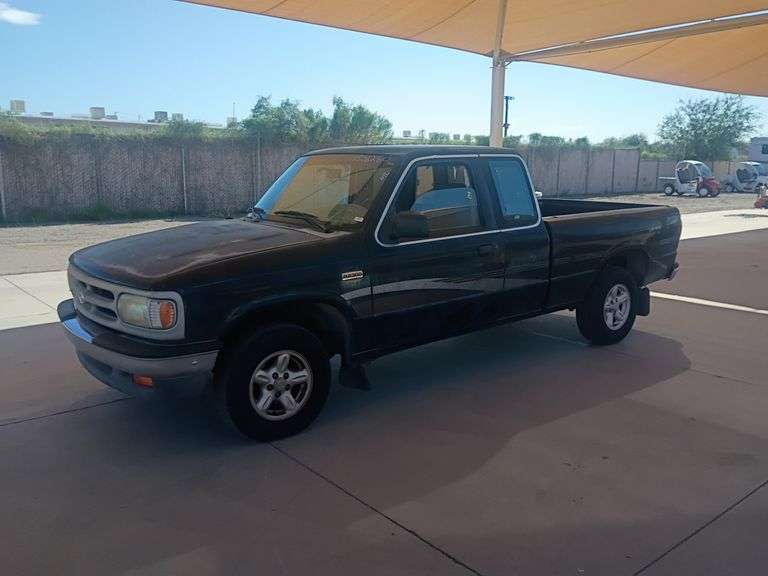 1997 Mazda B2300 SE