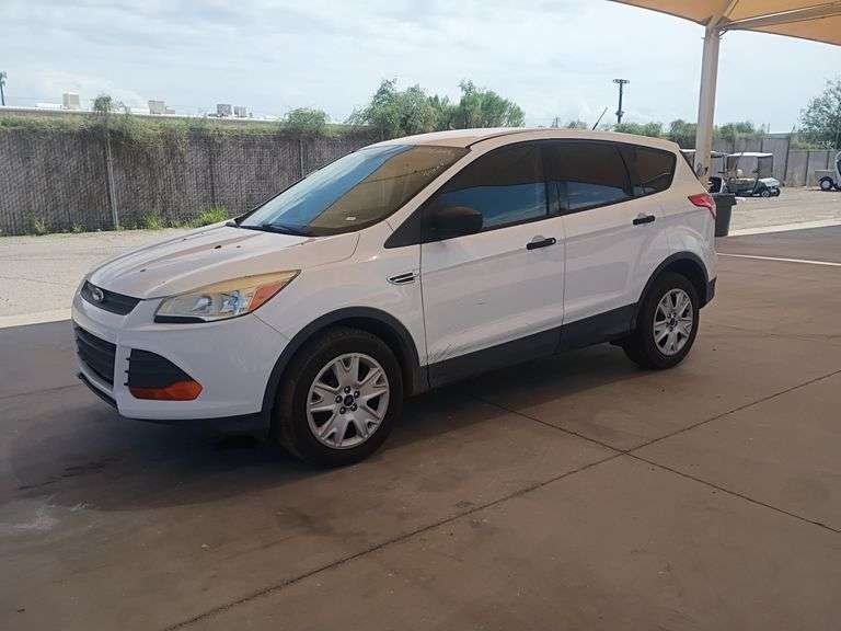 2016  Ford  Escape S