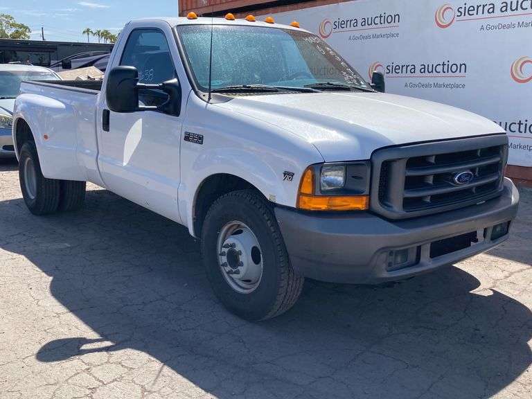 1999  Ford  F-350  Work Truck