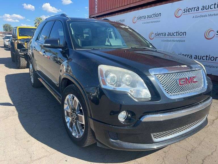 2012 GMC Acadia Denali