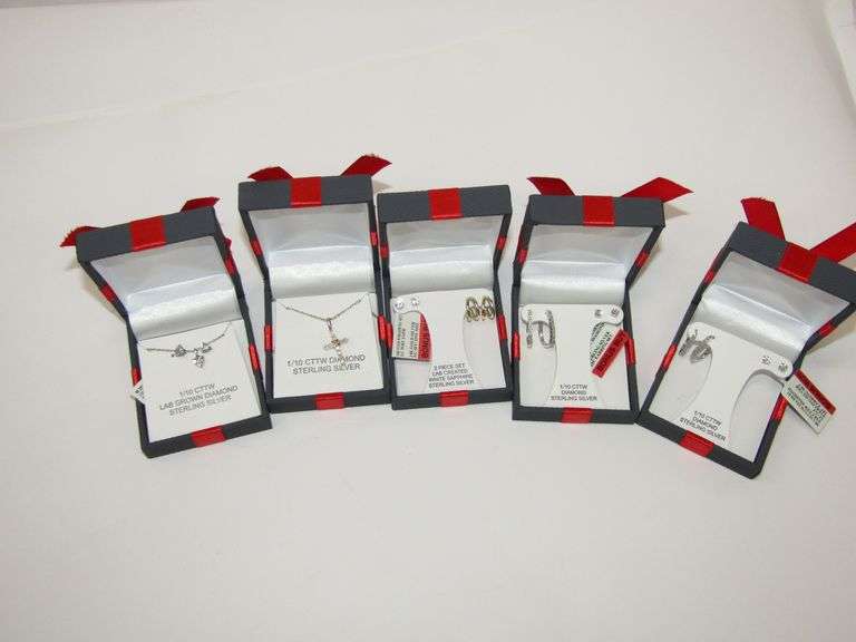 (5PC) 925 Sterling Silver Jewelry Pieces in Boxes