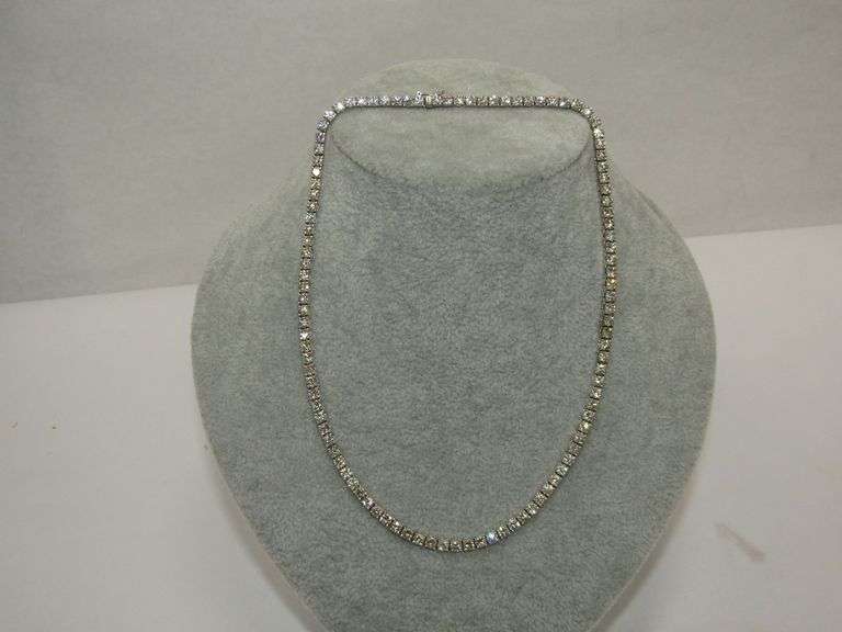 18K WG Diamond Tennis Necklace 30.37g 16in