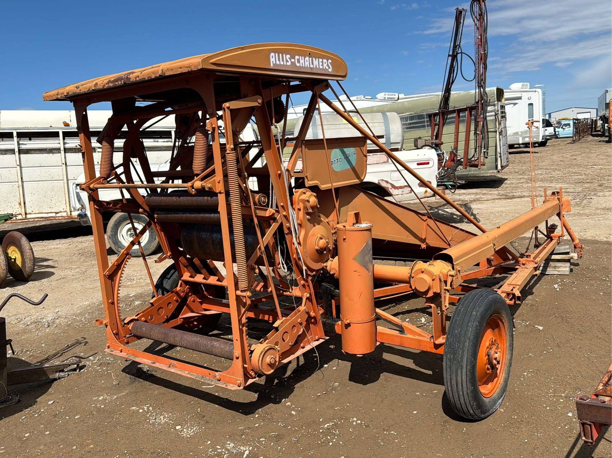 Allis-Chalmers Roto-Baler Launched New Approach - Farm Collector