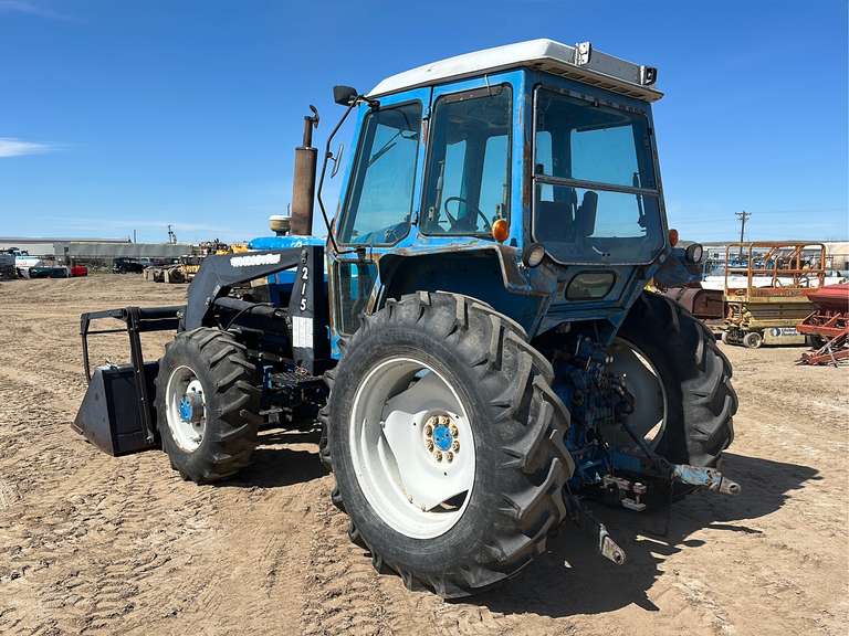 Ford 6710 Tractor - Smith Sales Co. Auctioneers