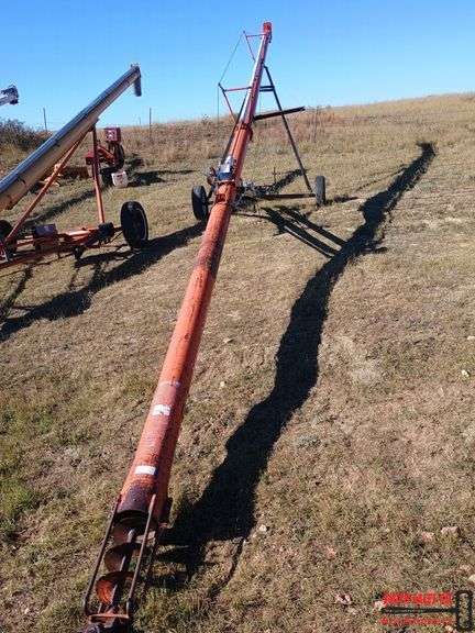 Brandt 852 Grain Auger