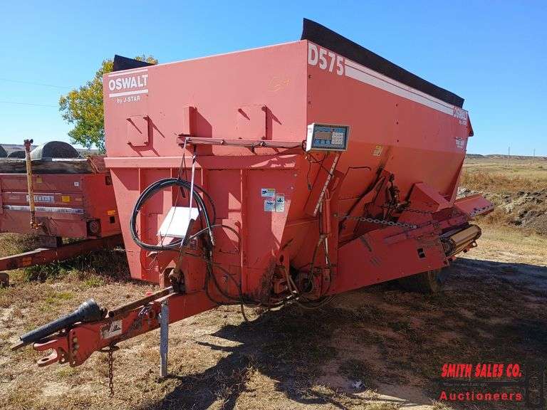 Oswalt D575 Feed Wagon