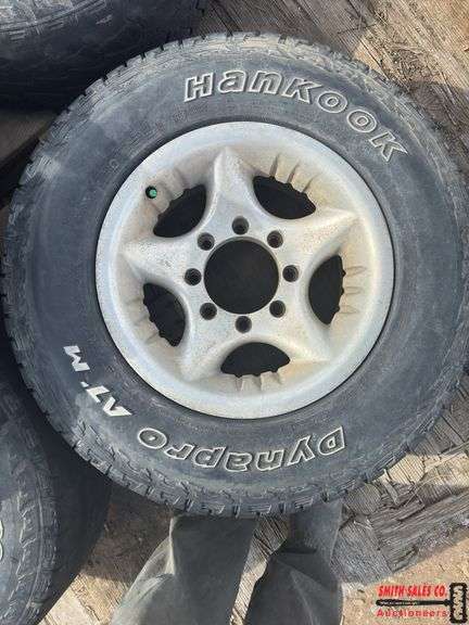 Set of 5 tires - LT245/ 75R16