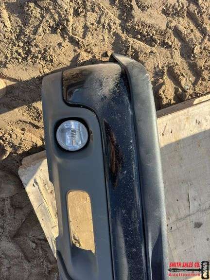 2006 Suburban Front bumper