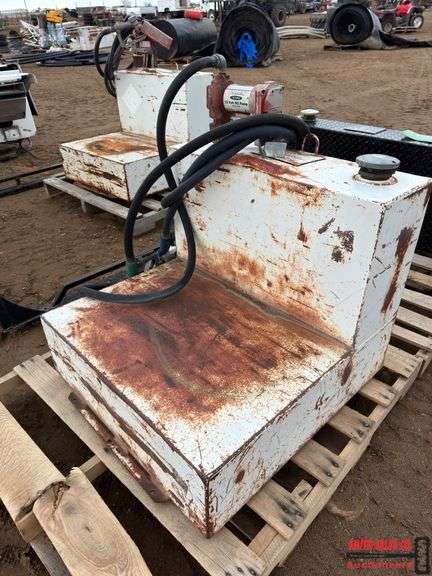 Slip Tank w/ Electric Pump