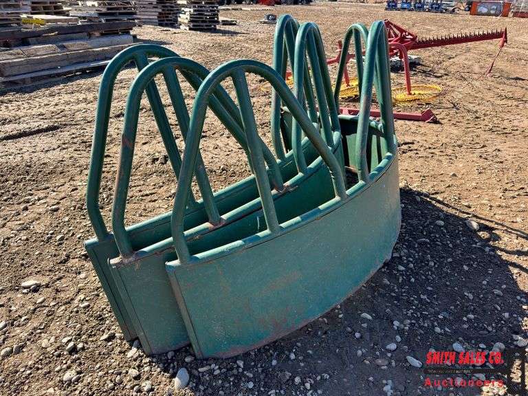 Bale Feeder
