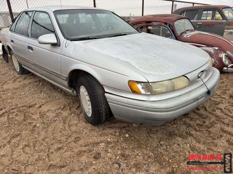 Ford Taurus