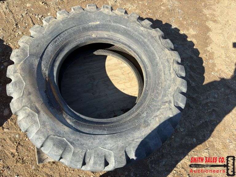 Pair tires 17.5-25 L - 3