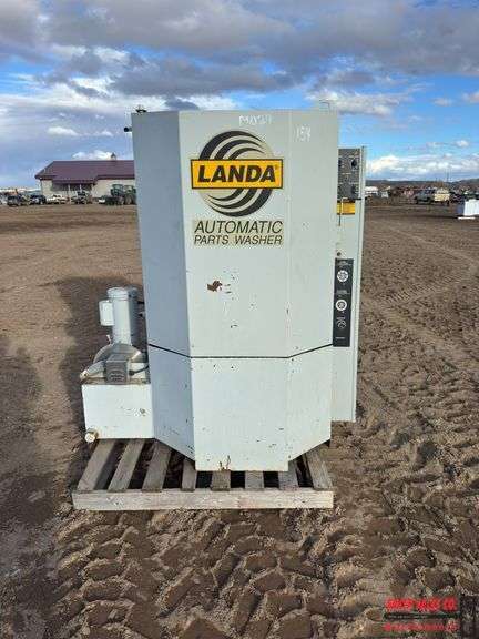 Landa Commercial Washer