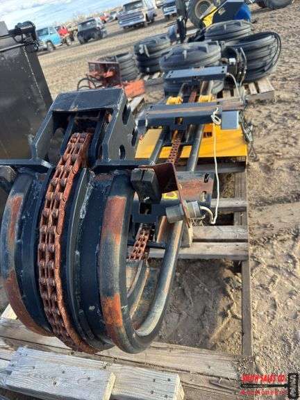 Garbage Truck Hoist