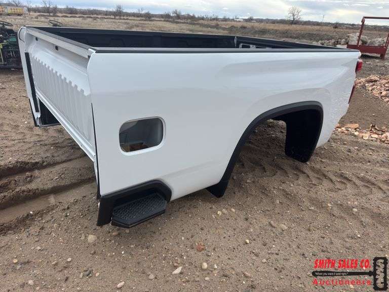 2024 8 ft. Chevrolet Take off bed