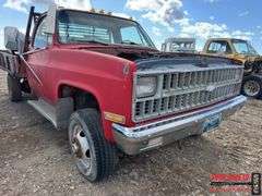 1 Ton Chevrolet Truck 4x4