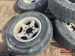 Set of 5 tires - LT245/ 75R16