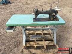 Singer Sewing Machine for Leather