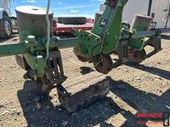 3PT John Deere 569