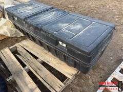 Plastic toolbox