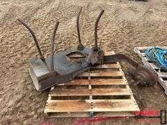 Old Iron Forge Table