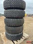 Set of BFGoodrich 33 * 10.5R15LT 114 R Tires