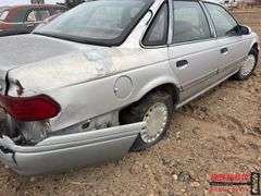 Ford Taurus