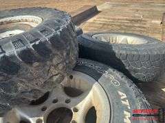 Set of 5 tires - LT245/ 75R16