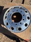 1 Hub pilot wheel 22.5