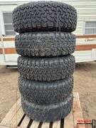Set of BFGoodrich 33 * 10.5R15LT 114 R Tires