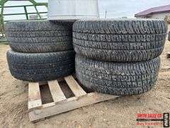 Set of Four 275 / 55R20 Tires
