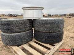 Set of Four 275 / 55R20 Tires