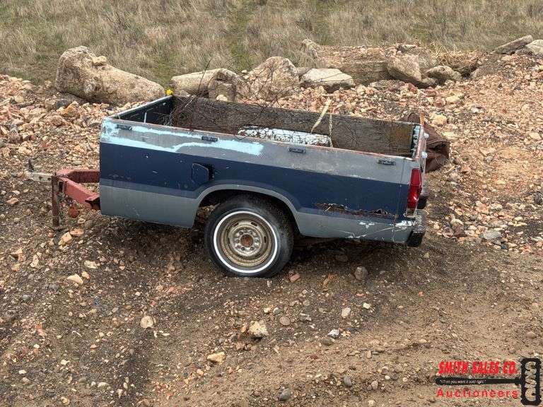 PU Bed Trailer