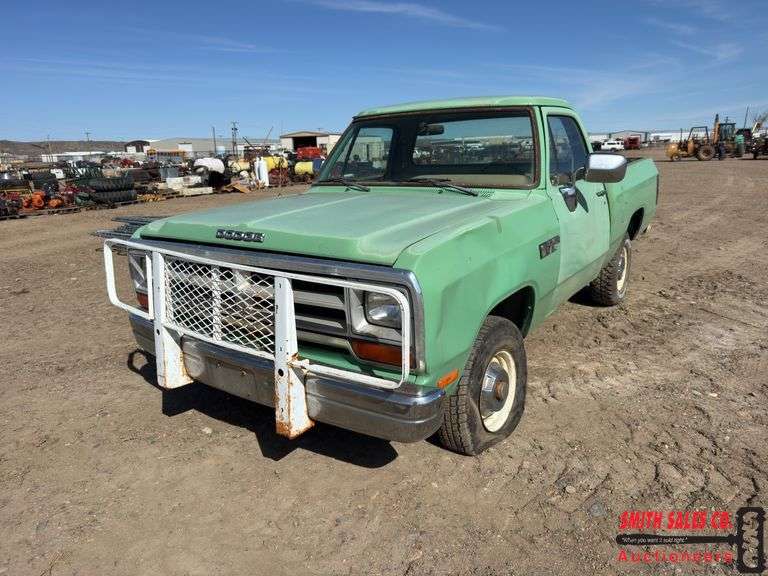 1989 Short Bed Dodge Truck