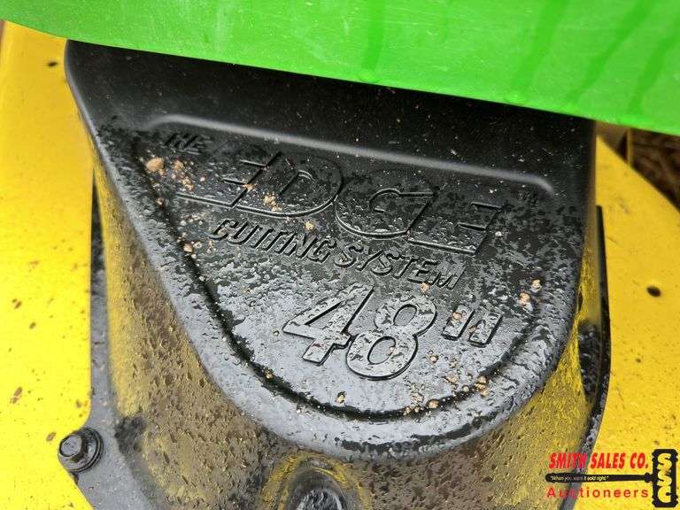 John Deere D140