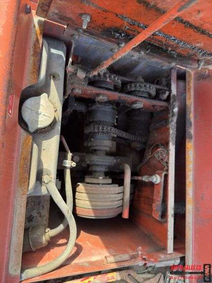 Ditch Witch 2300