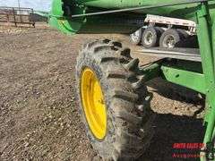 1984 John Deere 7720 Combine