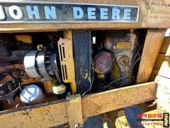 John Deere 480-B Forklift